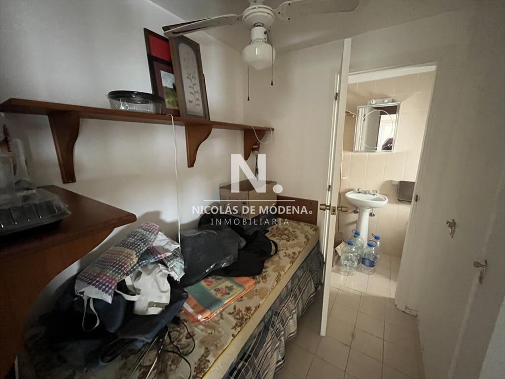 con piscina,garage y serv de mucama,vista total