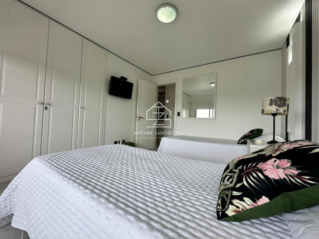Venta de apartamento de dos dormitorios en Punta