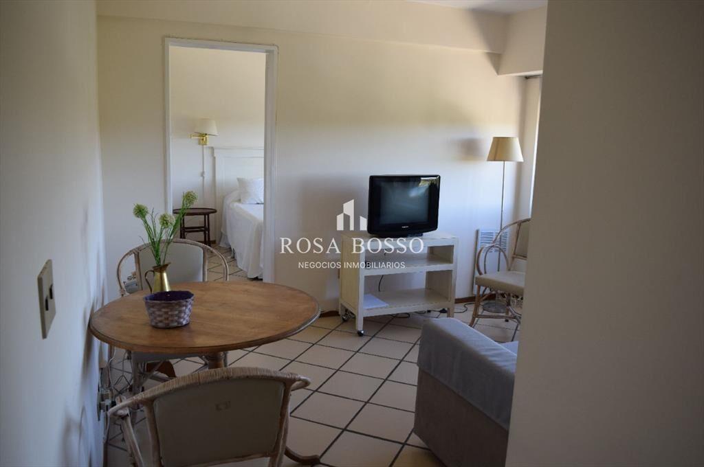 Apartamento en Roosevelt, 1 dormitorios *