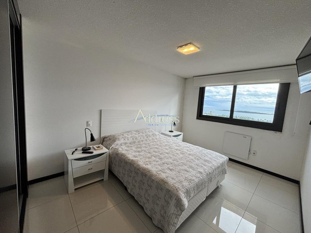 oportunidad apartamento moderno de 3 dormitorios en venta
