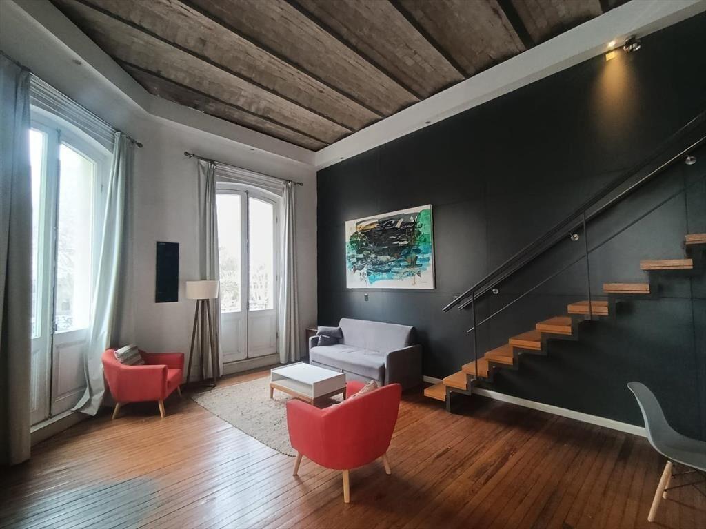 Apartamentos tipo loft en ciudad vieja amoblado.