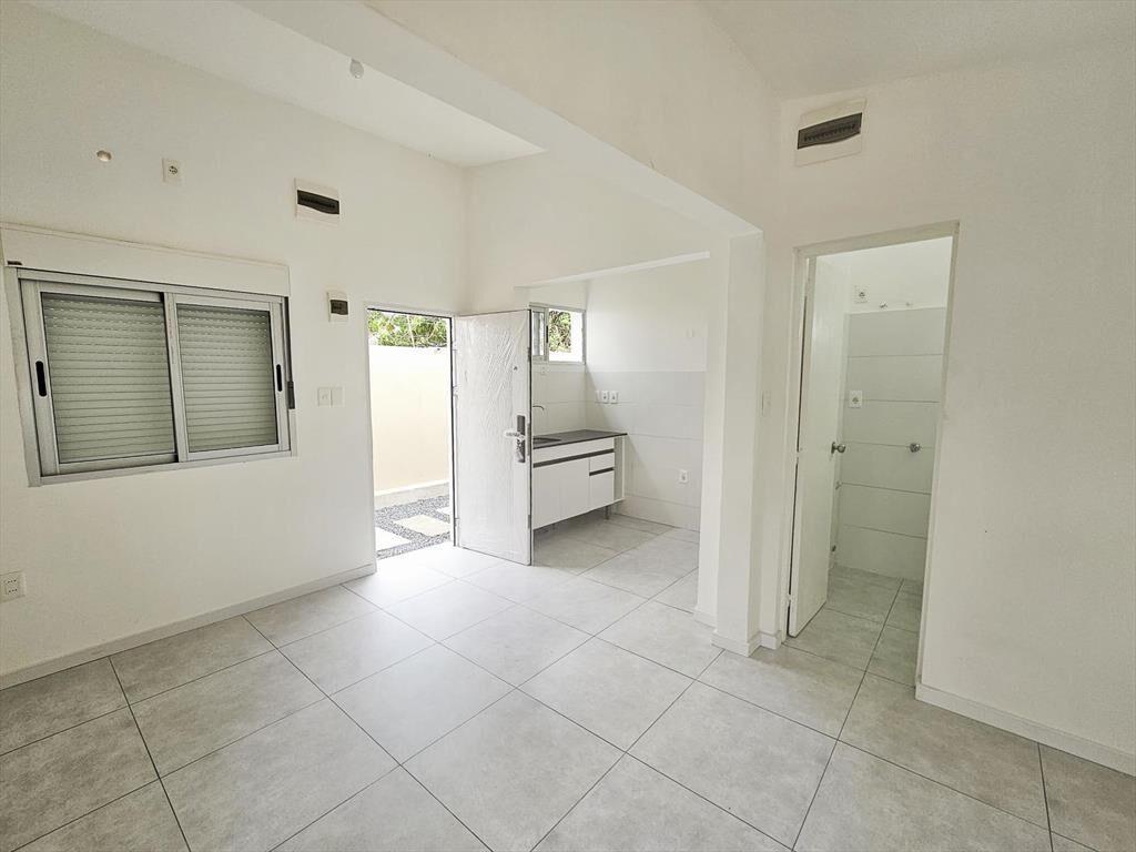 Venta monoambiente en complejo cerrado- Carrasco Norte