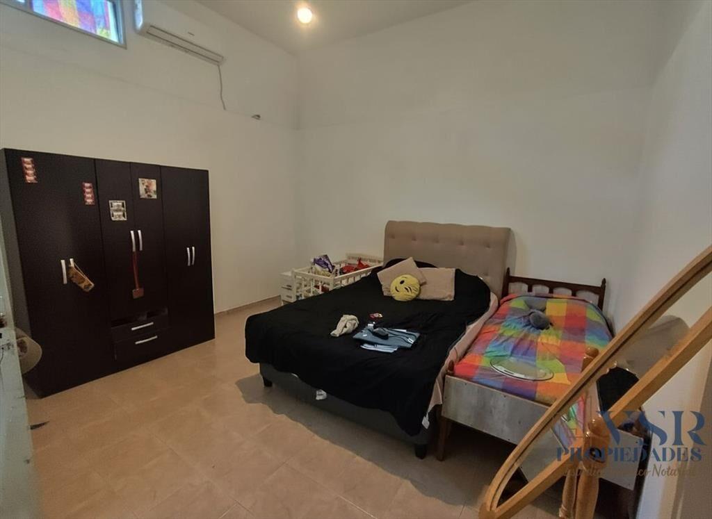 Venta casa la comercial 3 dormitorios, patio c/parriller...