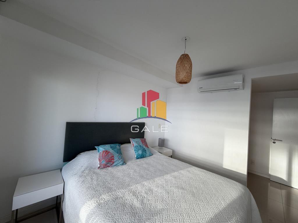 Moderno Apartamento en Torre Esmeralda, 2 dormitorios