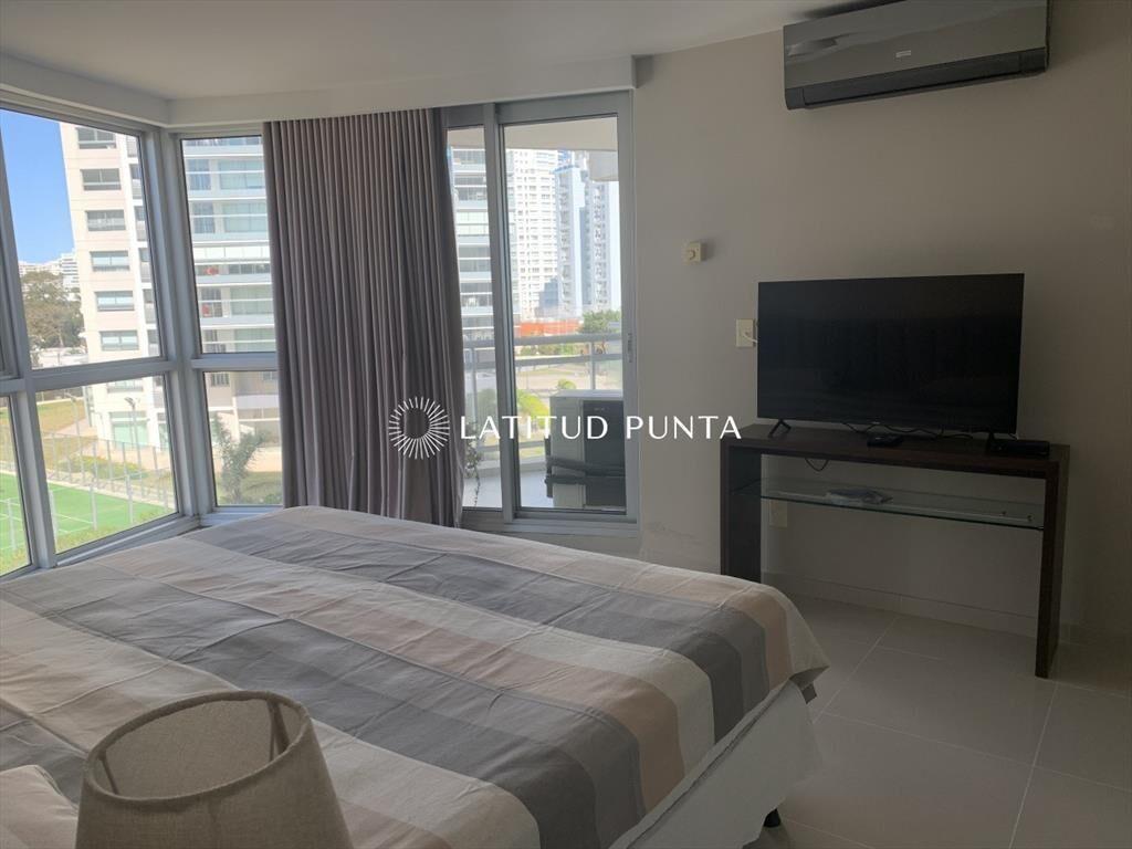 Apartamento en Mansa, 3 dormitorios más