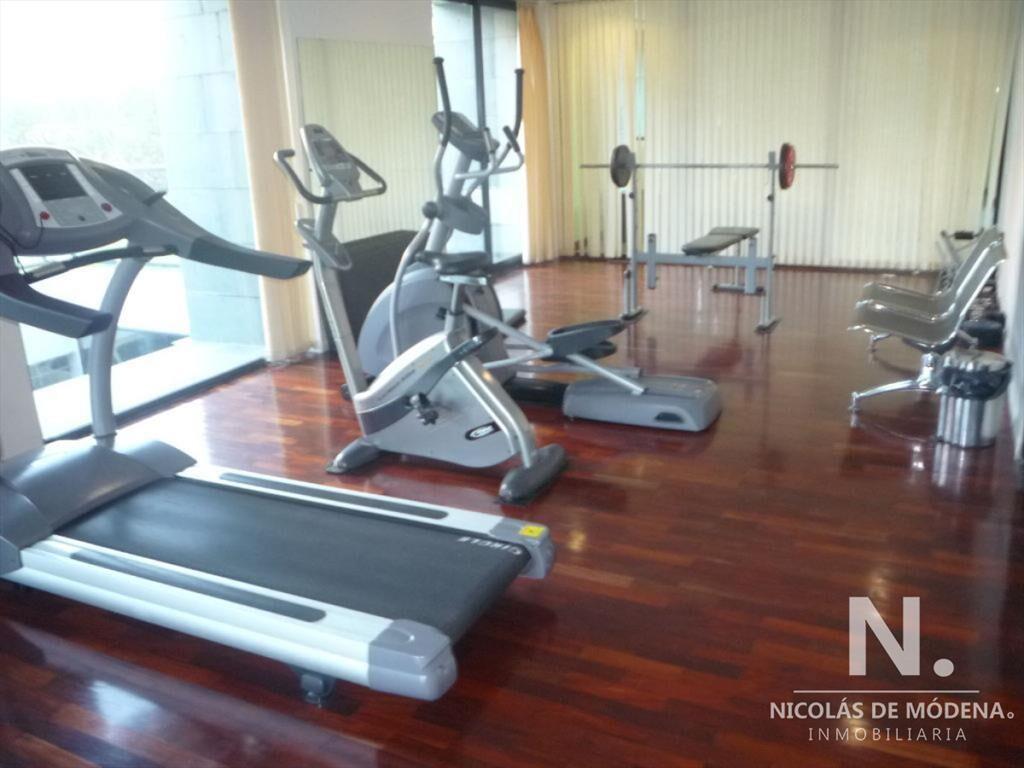 Excelente vista con todos los amenities sobre Roosevelt