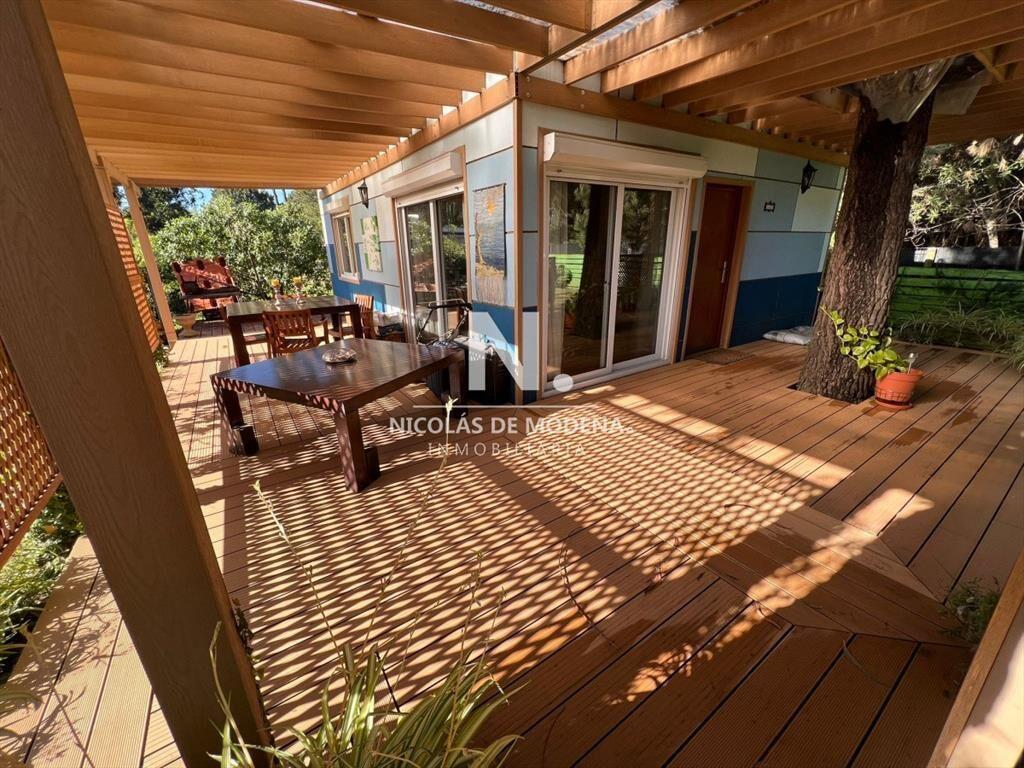 Casa en venta de 5 dormitorios con jardÃ­n  en