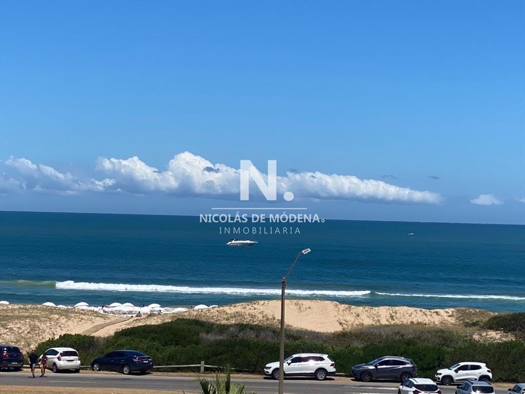 Venta y Alquiler Apartamento primera línea Brava