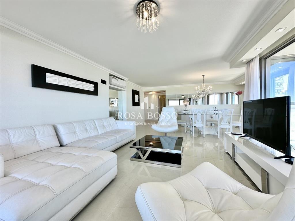 Apartamento 3 dormitorios Punta del Este Uruguay
