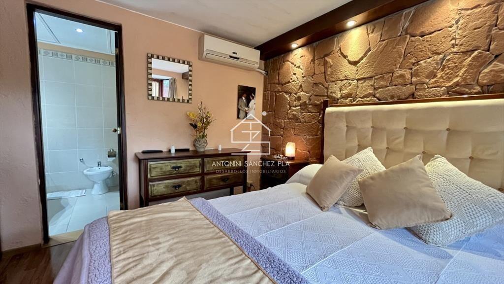 Casa VENTA 4 dormitorios 3 baÃ±os Punta Este