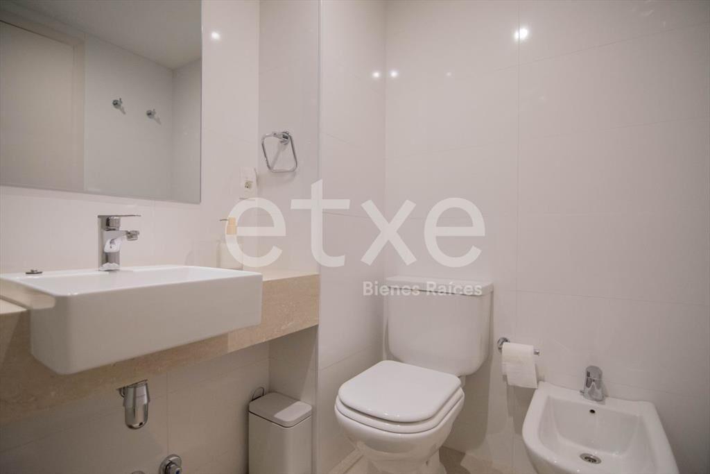 Apartamento Alquiler Con Muebles Cordón...