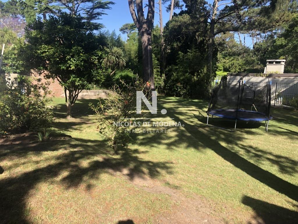 Alquila chalet de 4 dormitorios En zona residencial a metro