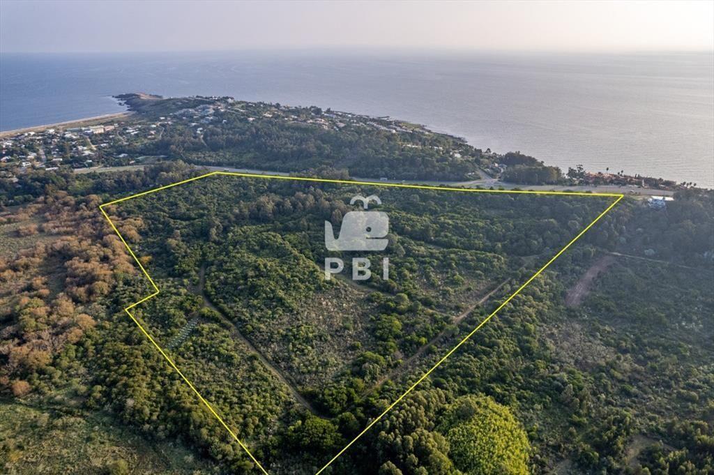 Terreno de 22,8HA con 700m de frente a la Ruta IB