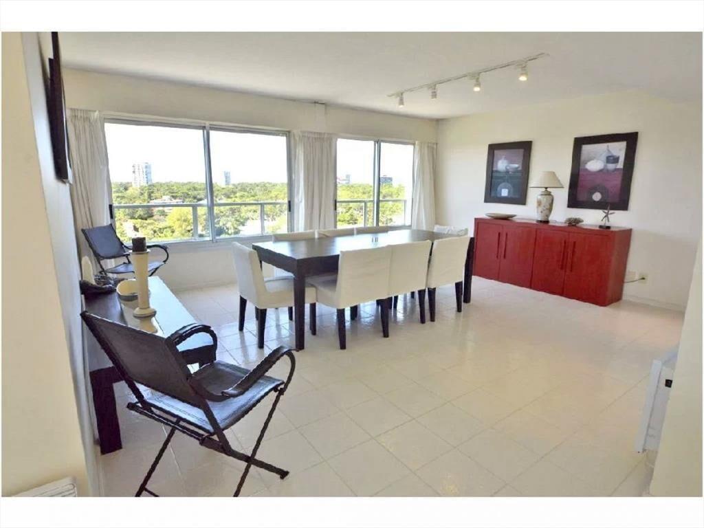 Apartamento en Mansa, 3 dormitorios *