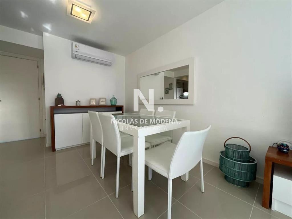 Apartamento en venta - 2 Dormitorios Playa Brava,