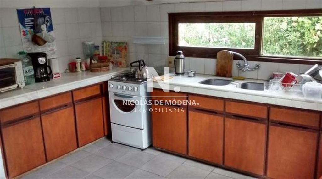 Venta casa en tio tom muy cerca del mar Punta