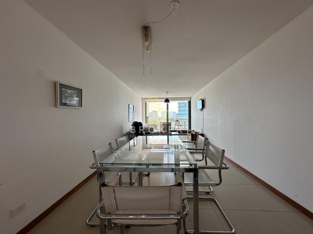 Venta de departamento de dos dormitorios en 360,