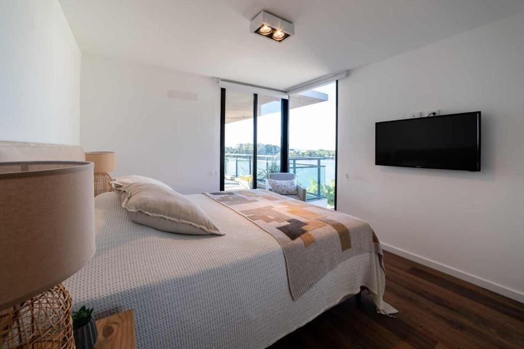 Venta apartamento 3 dormitorios en INTERLAGOS NOVO