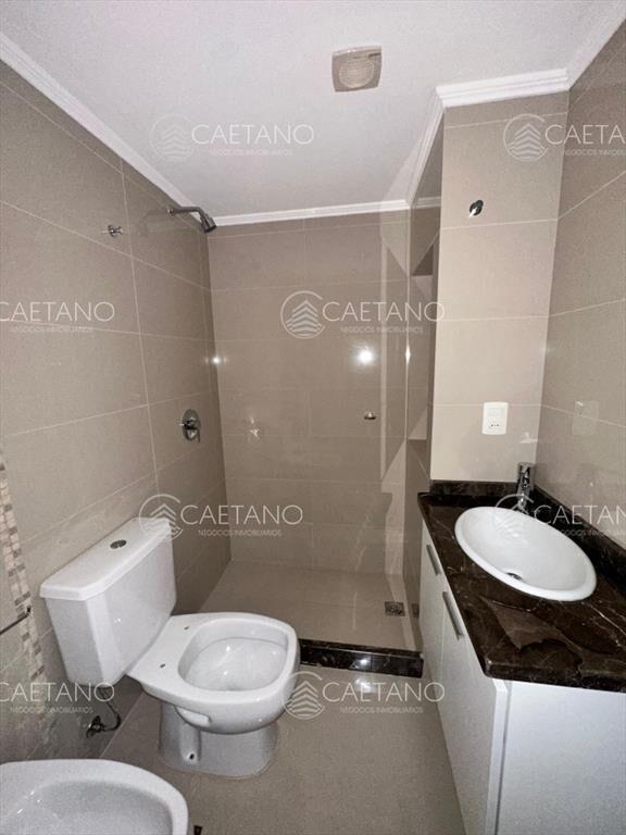 Moderno Apartamento de 2 dormitorios en Punta de