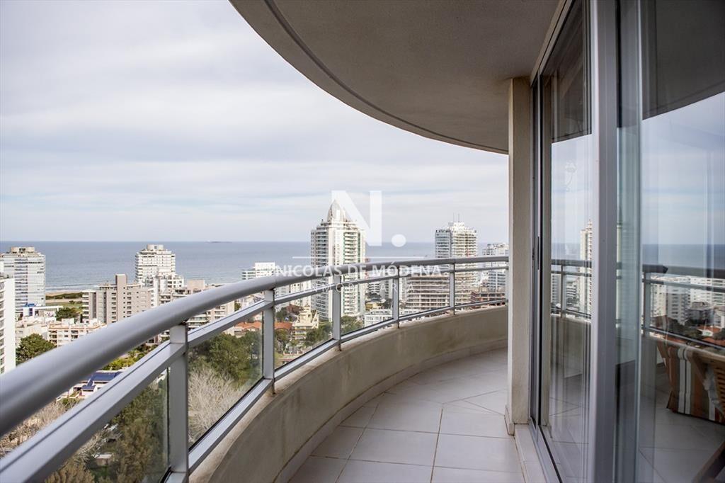 Se vende apartamento en ocean drive II de 3 Punta