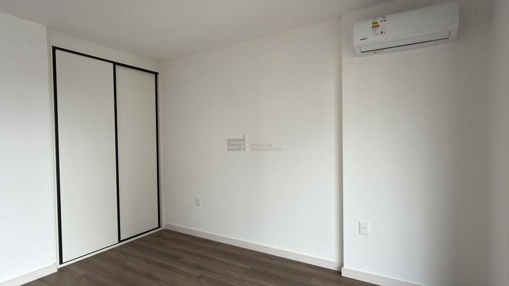 Si Alquila apartamento 1 dormitorio balcón estrena Cordón