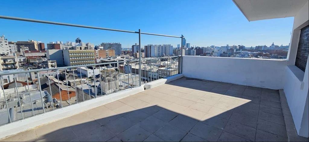 Alquiler de pent house,  amplia terraza con preciosa vista,