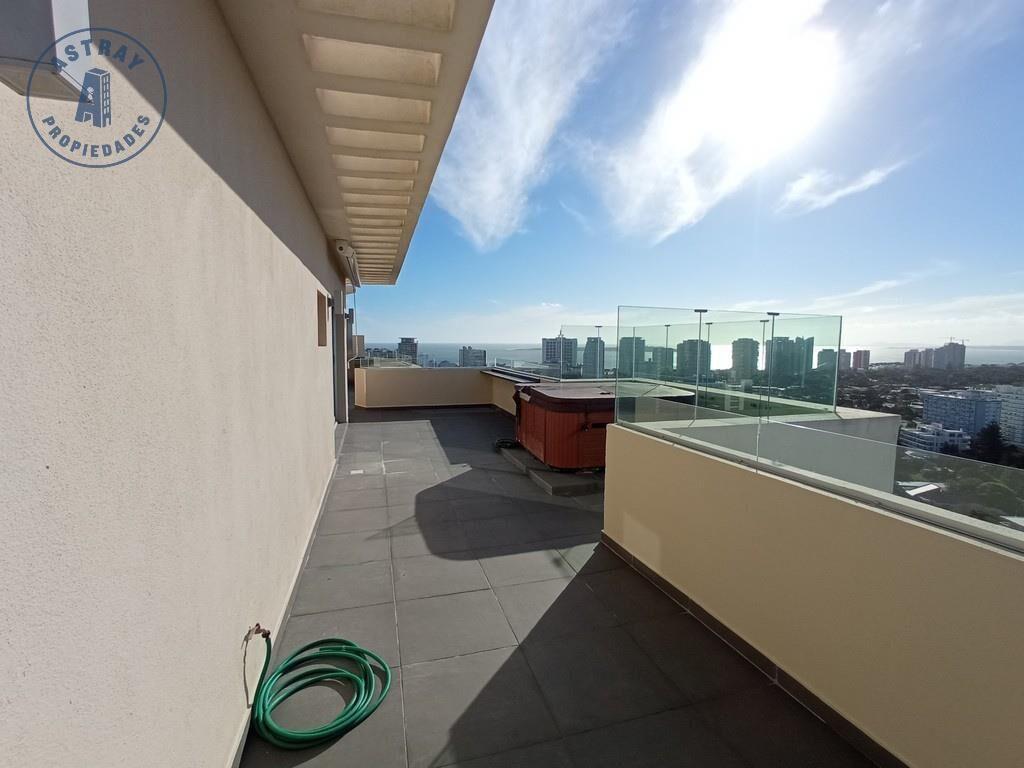 Penthouse en parada 7 de Playa Brava...