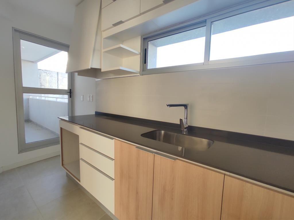 ALQUILERES APARTAMENTO TRES DORMITORIOS  DOS BAÑOS Y GARAJE