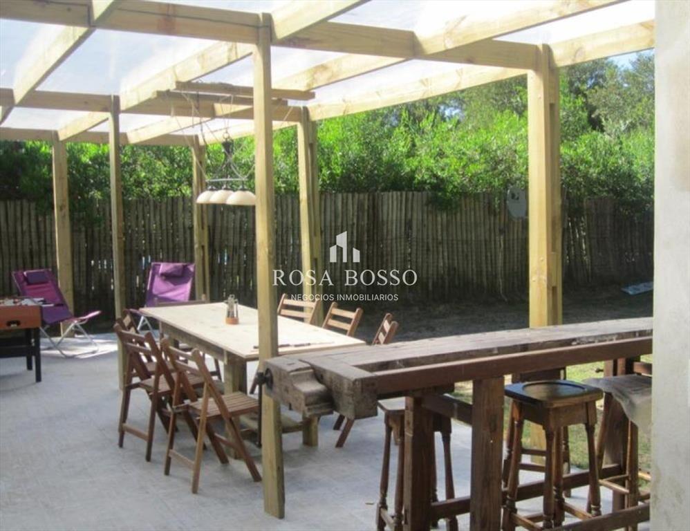 Casa en barrio privado en Jardines de CÃ³rdoba 4