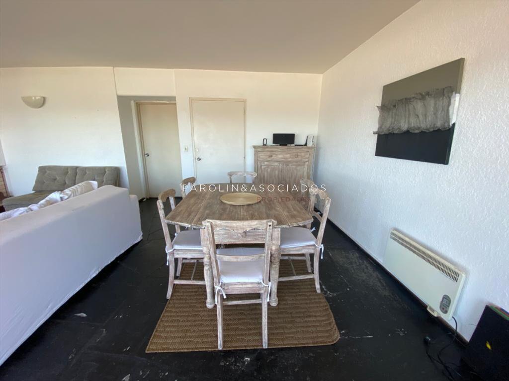 Apartamento en venta de 2 dormitorios en Punta