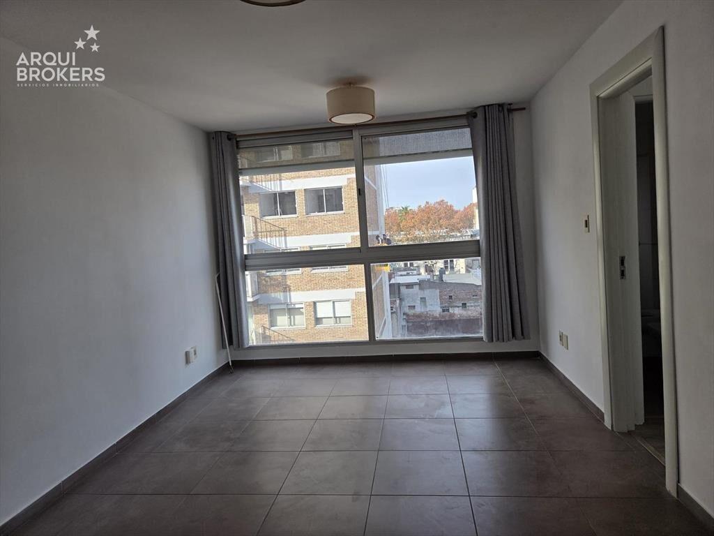 Apartamento de un dormitorio en alquiler en Parque Rodó con