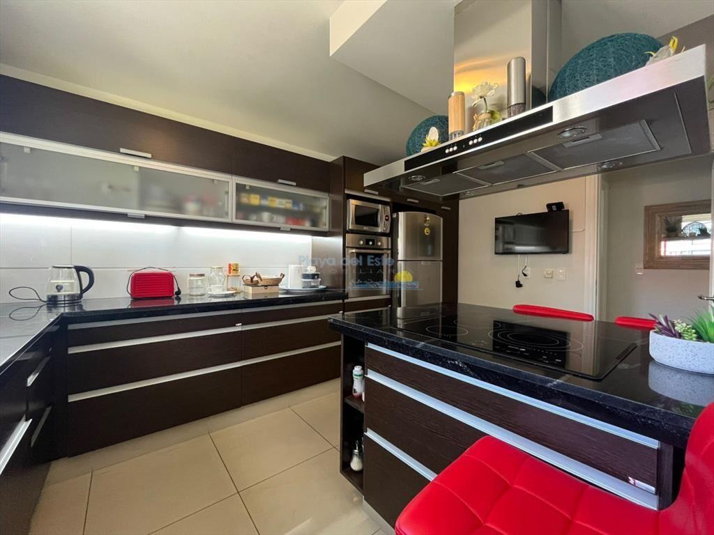 Apartamento en venta de 3 dormitorios en Punta ,