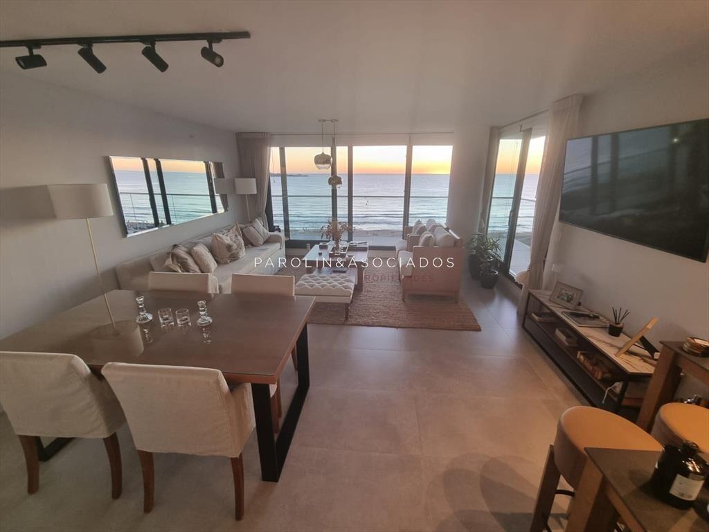 Hermoso apartamento en venta en Venetian Tower, Punta del E