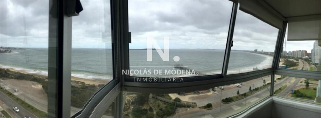 hermoso departamento en torre Malecón ,