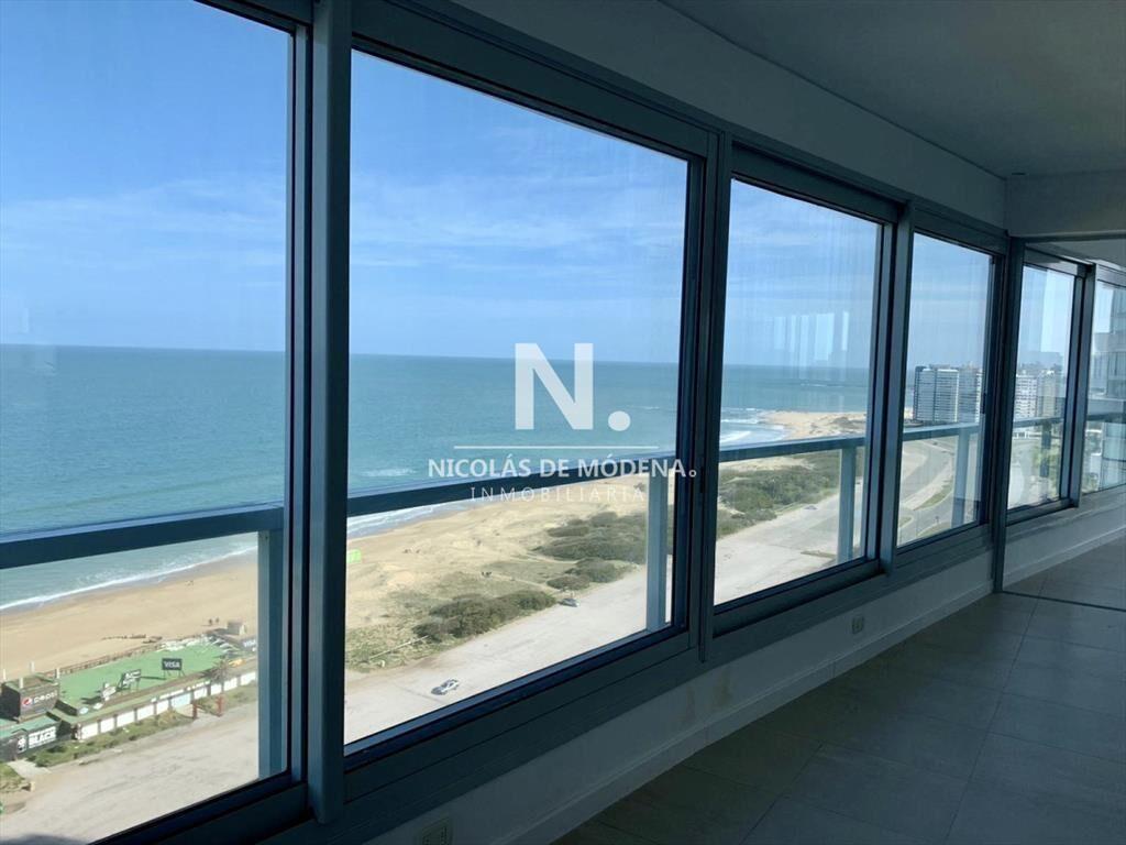 Le Parc Punta del Este Departamento esquinero a estrenar en