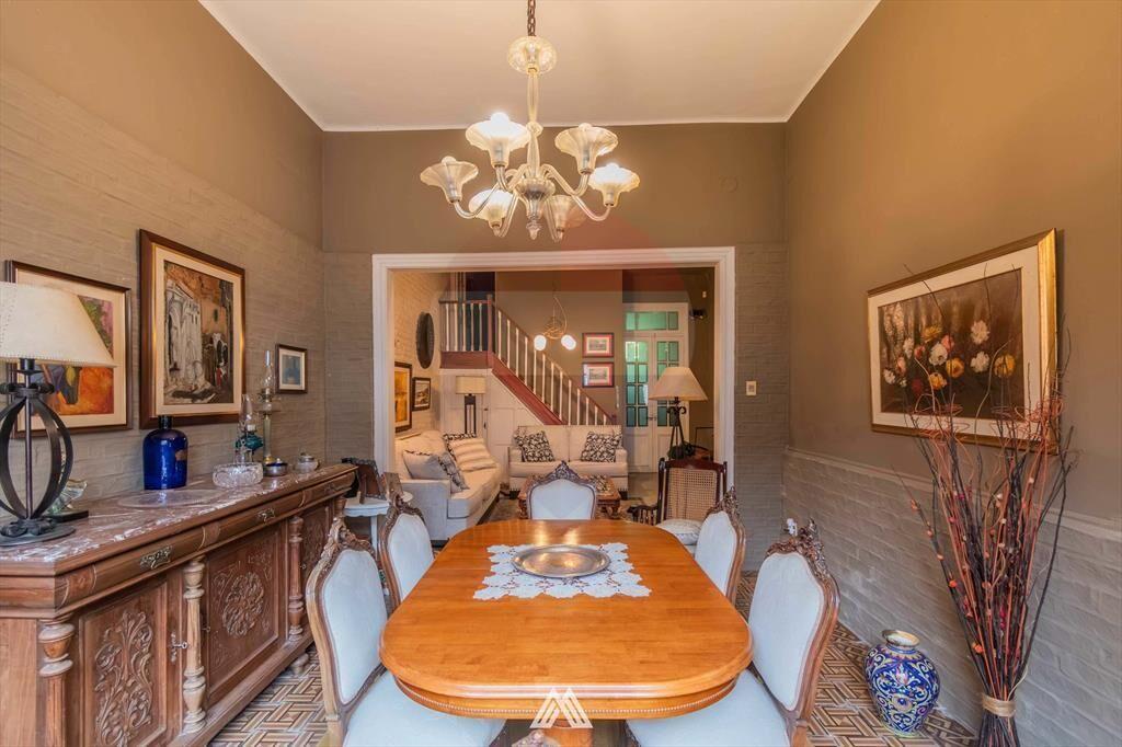 VENTA DE CASA 3 DORMITORIOS PRÓXIMA A TRES CRUCES