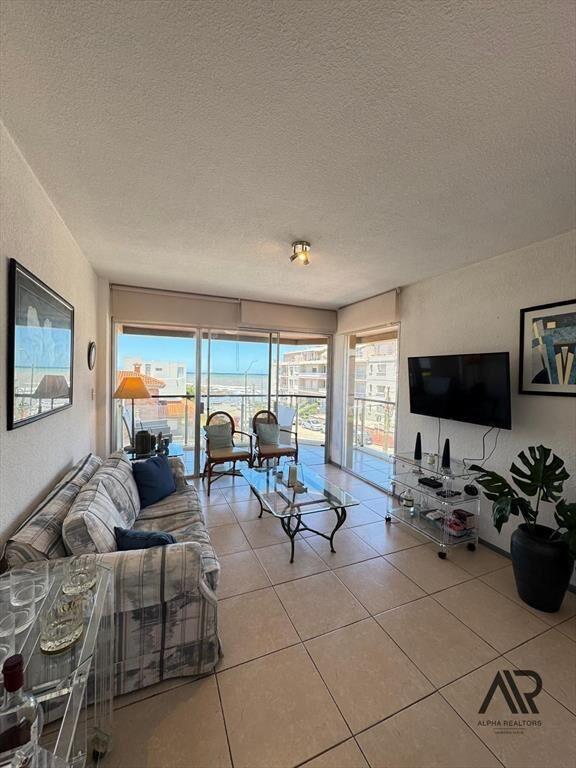 Apartamento en alquiler c/ cochera en Península