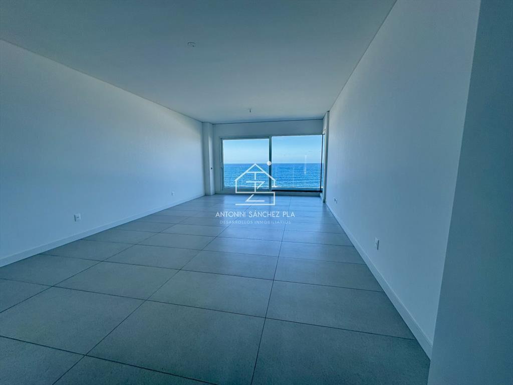 Venta apartamento 3 dormitorios Brava