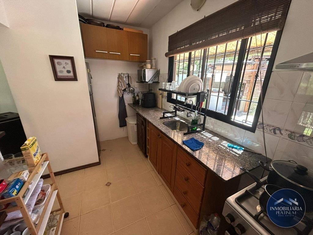 Casa en venta c/ cochera en El Pinar