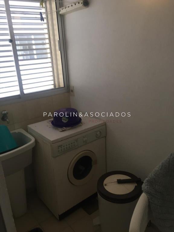 Apartamento en venta con vista al puerto