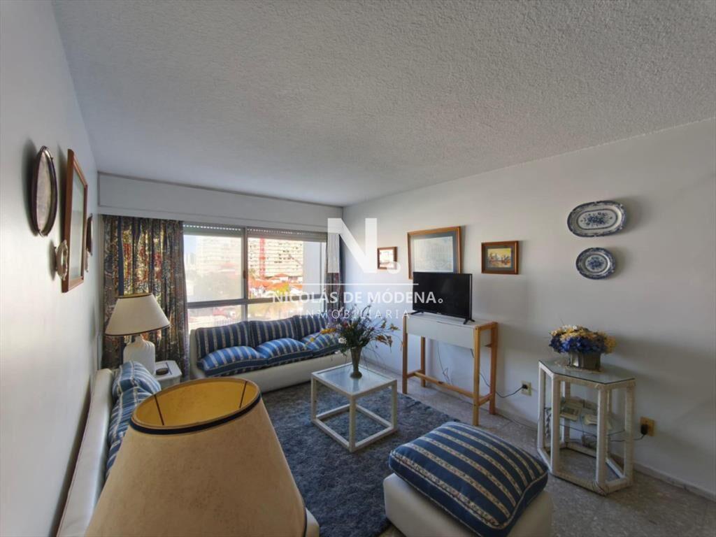 Apartamento EN VENTA - 3 dormitorios en - Punta