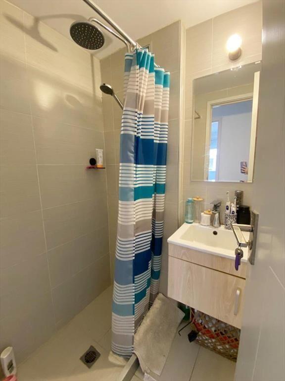 Venta apartamento con renta, de 3 dormitorios, terraza con