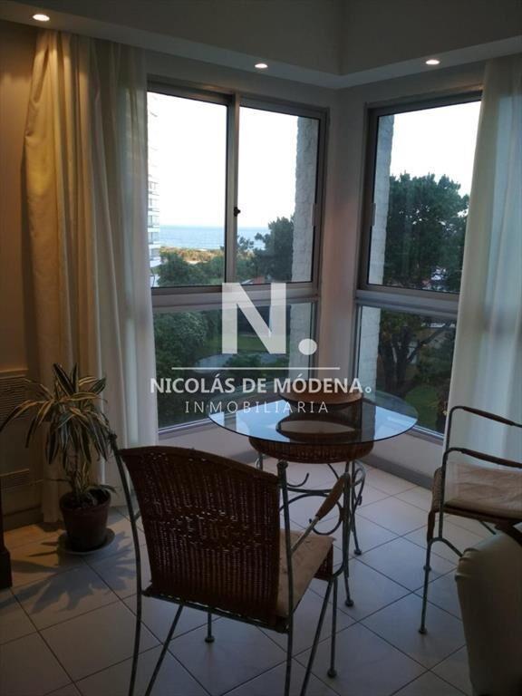 Vende apartamento de 3 dormitorios en Brava, Punta del Este