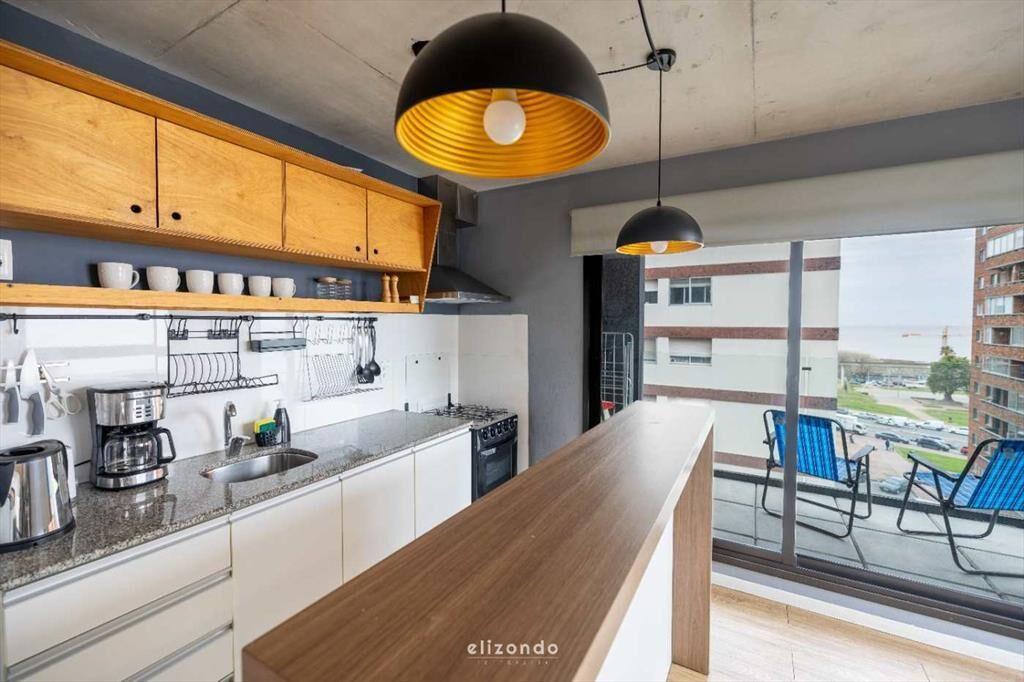 VENTA APARTAMENTO DOS DORMITORIOS Y GARAJE CENTRO
