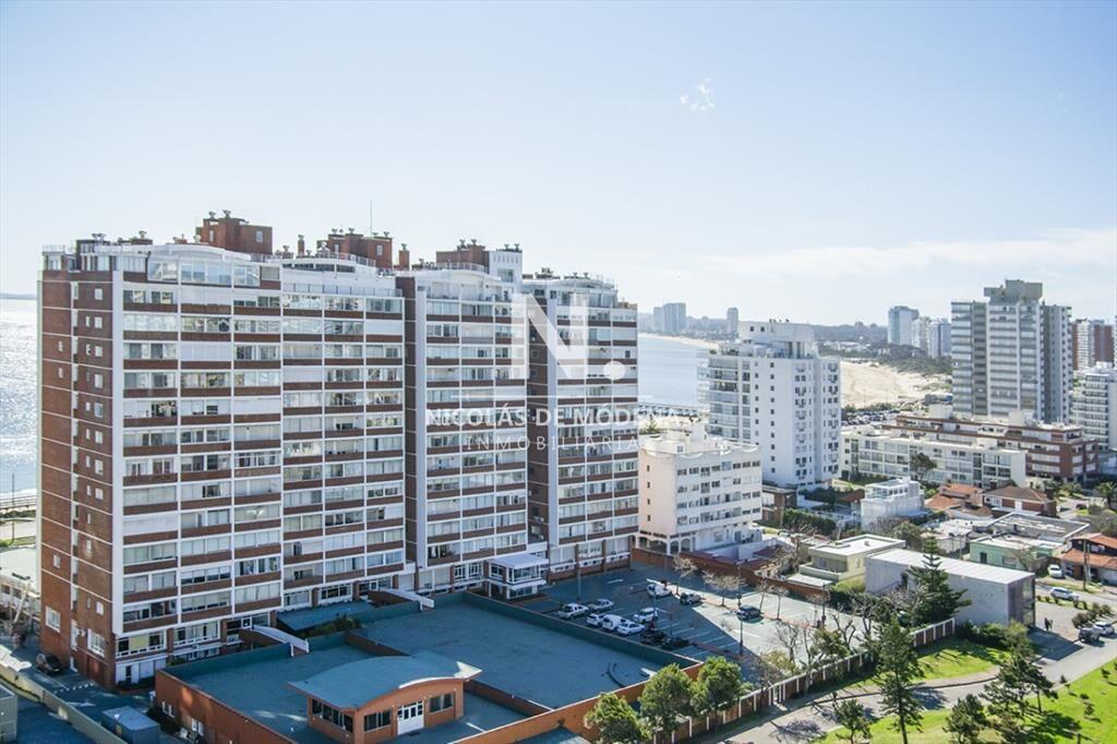 Departamento en venta con vista al mar en Torre