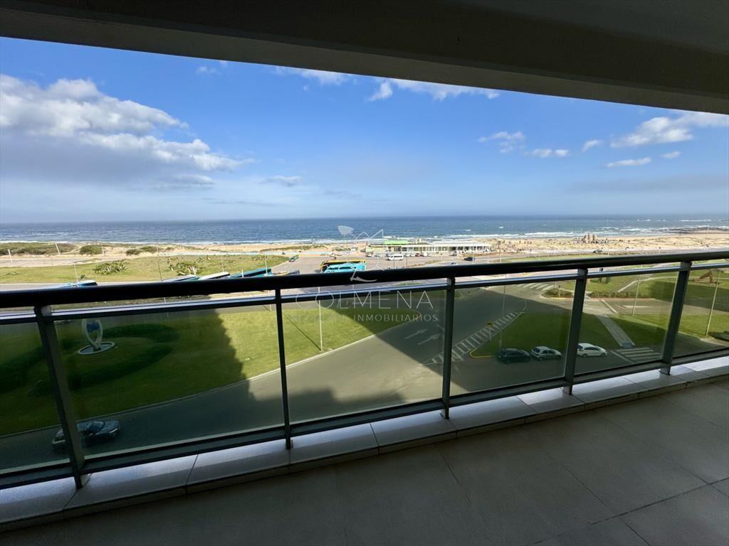 Apartamento en Alquiler frente al mar full