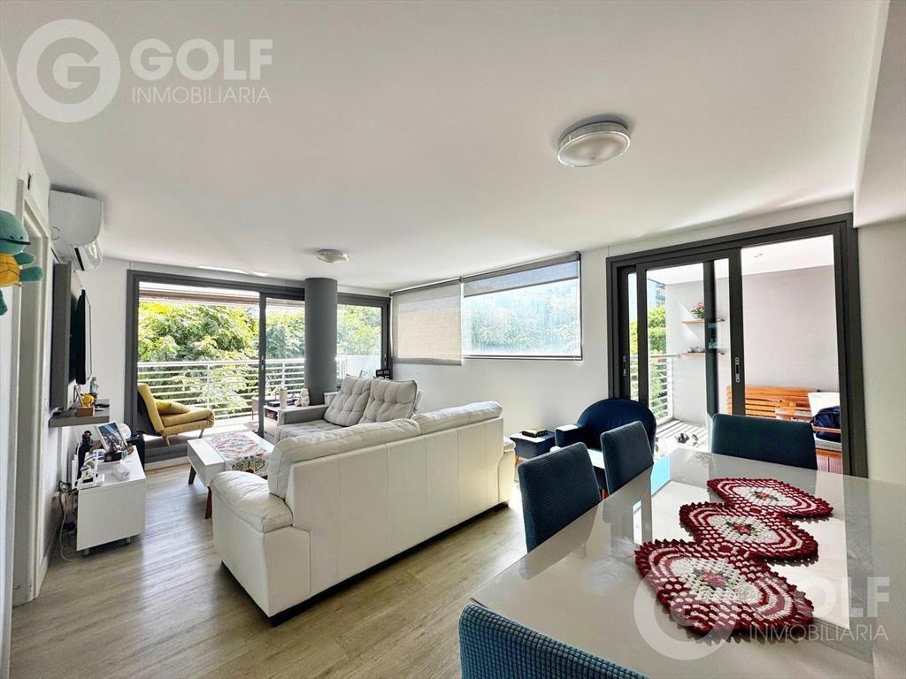 Venta de apartamento de 3 dormitorios CON RENTA y 2 cochera
