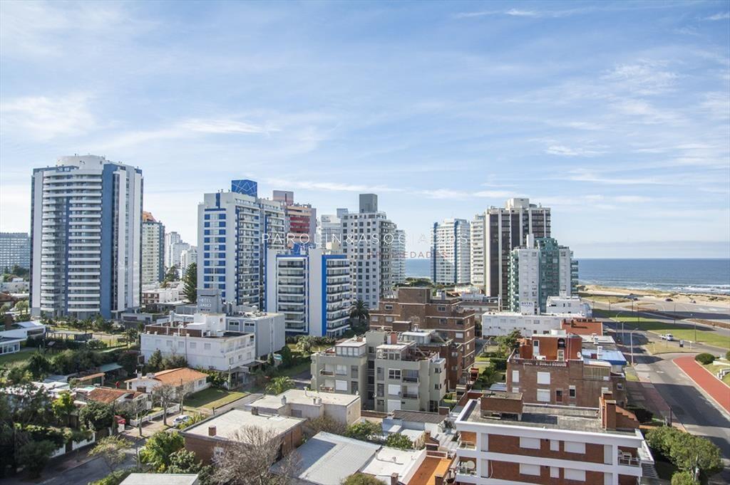 Elegancia y Comodidad a Pasos del Mar, de 2 en