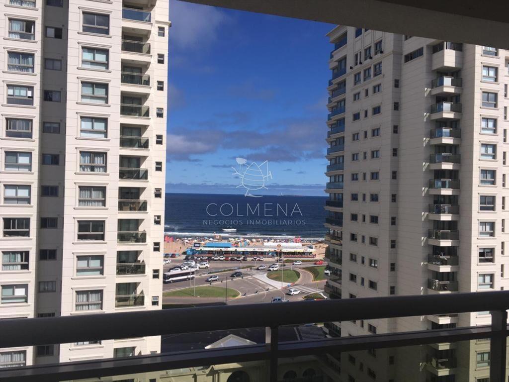 Apartamento en Brava, 2 dormitorios *