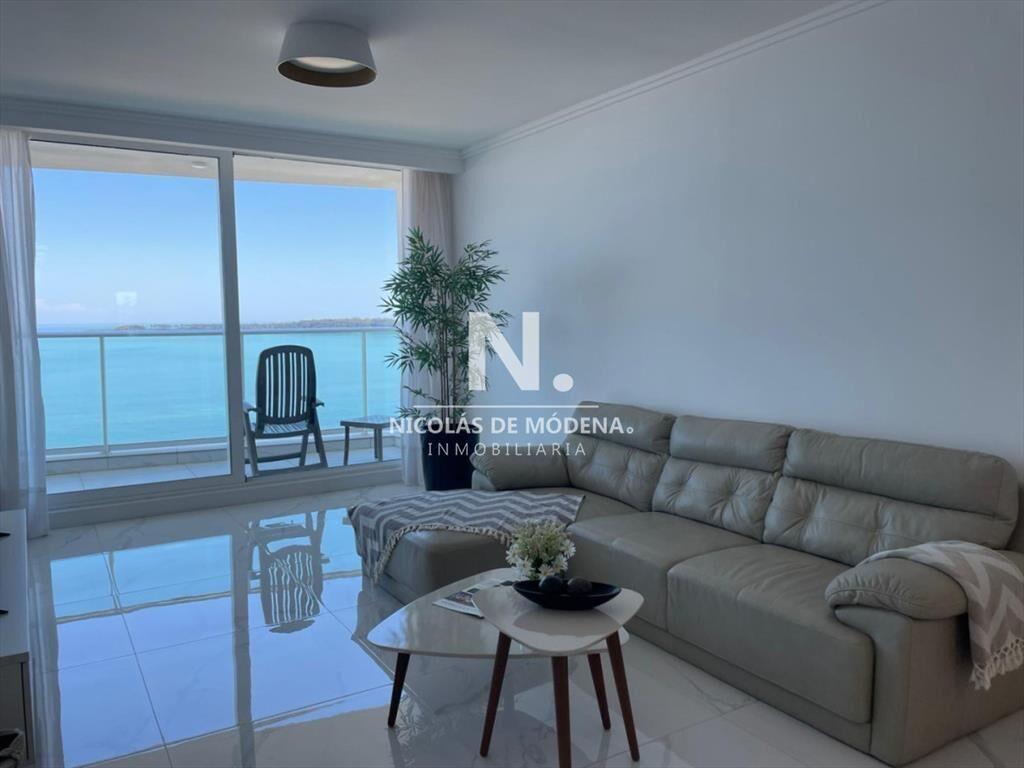 Dpto en venta en Torre Paramount